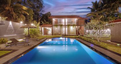 Charming Brown 1-bedroom chalet with WiFi, AC in lovely Ahangama