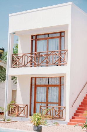 Balcony - Andy' Inn (Michamvi)