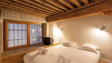1 chambre, fer et planche à repasser, accès Internet, draps fournis