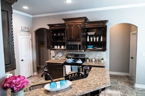 Fridge, microwave, oven, blender - Family Fun 3BR Getaway with Hot Tub and Play Yard (Tyler)