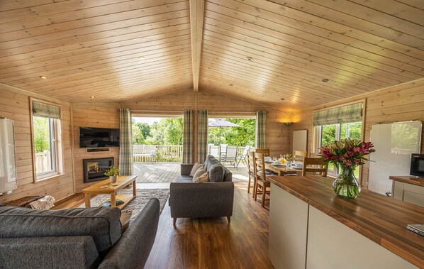 Een televisie en een dvd-speler