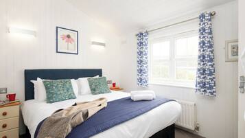 4 bedrooms, free WiFi