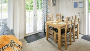 Dining - Signature 2 Plus Lodge (Pet) (Milford-on-Sea, Nr Lymington)