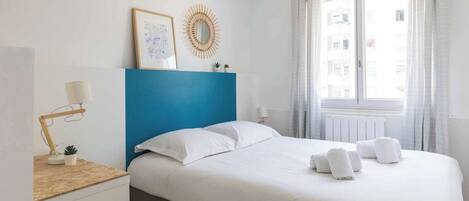 1 chambre, accĂšs Internet, draps fournis