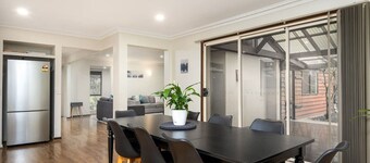 Serene and Spacious Retreat on the Hills