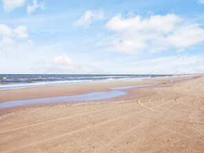 House | Beach - 4 Person Holiday Park Home in Pandrup (Pandrup)