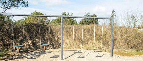 單棟房屋 | 兒童遊樂區