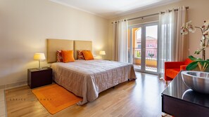 2 bedrooms, iron/ironing board, free WiFi