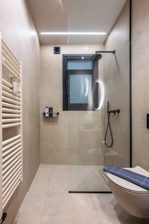 Bathroom - Plaka Gem in Prime Location  (Athens)