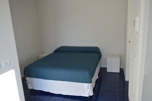 1 bedroom, WiFi, bed sheets - Lavender studio apartment, nestled in the sand dunes, 20m from the beach. (Monaco Mirante)