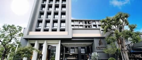 Mặt tiền nơi lưu trú