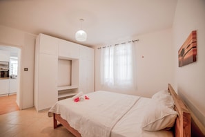 2 chambres, fer et planche à repasser, Wi-Fi