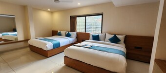 Hotel The Avirajan