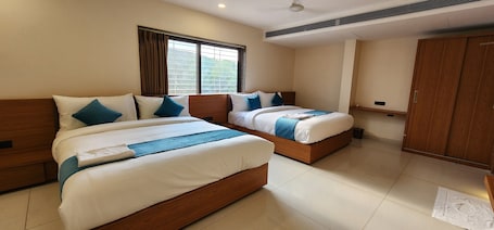 Free WiFi. Hotel The Avirajan