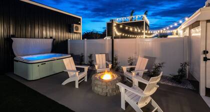 Coastal Quad: Hot Tubs | Mini Golf | Arcade | Gym