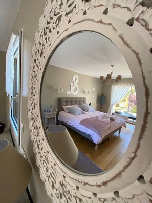 4 chambres, fer et planche à repasser, Wi-Fi gratuit, draps fournis