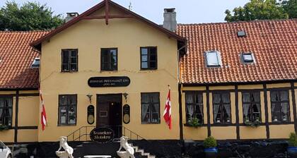 2 Person Holiday Park Home in Tranekaer