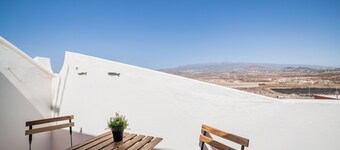 PANORAMIC STYLE APARTMENT NEAR THE SEA