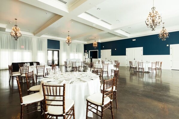 Banquet hall