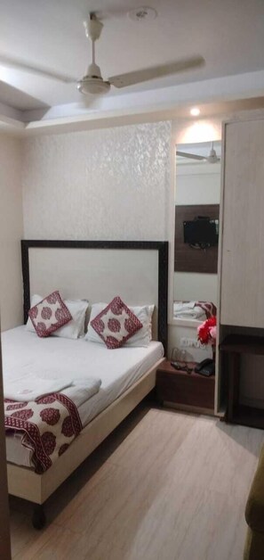 Kamar