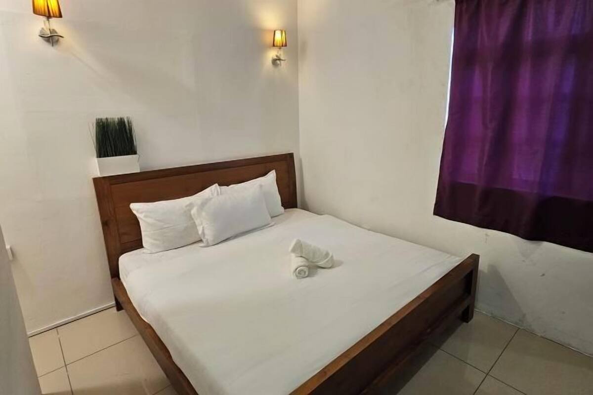 Bügeleisen/Bügelbrett, kostenloses WLAN