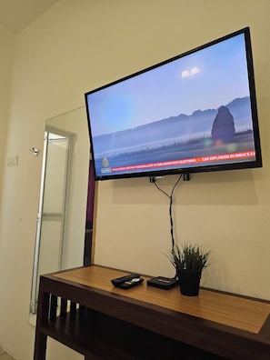 Doppelzimmer | Bügeleisen/Bügelbrett, kostenloses WLAN