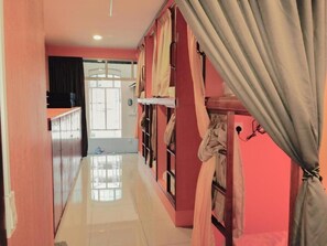 Economy Shared Dormitory | Iron/ironing board, free WiFi