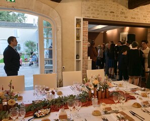 Banquet hall