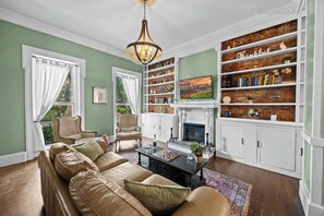 TV, fireplace, offices