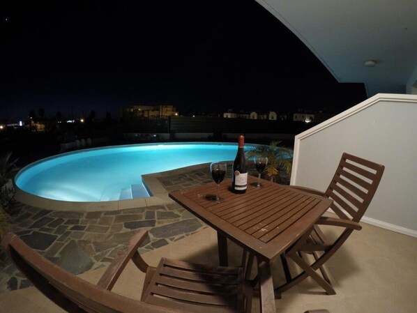 Udendørs pool