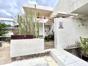 Property grounds - Cozy Studio with BBQ and Terrace in Tenerife (Costa del Silencio)