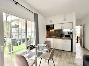 Fridge, microwave, coffee/tea maker, electric kettle