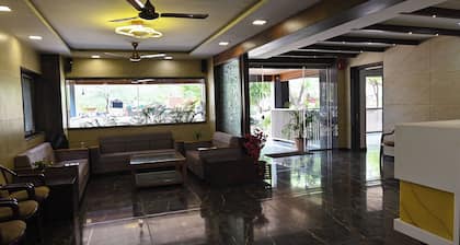Pritam Park Hotel