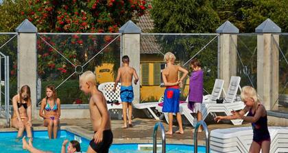 6 Person Holiday Park Home in Asperup