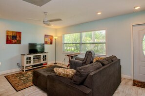 Una Smart TV, libros