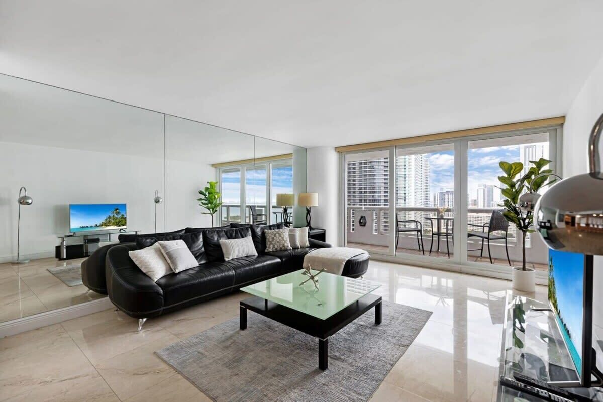 TV, offices