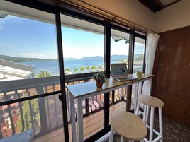 Habitación triple de estilo japonés | Wifi gratis y ropa de cama