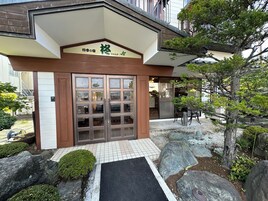 Fachada del alojamiento