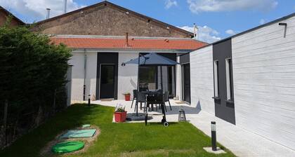 GĂźte Moderne et Chaleureux pour 4 Ă Milly-sur-Bradon