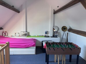 Spielezimmer