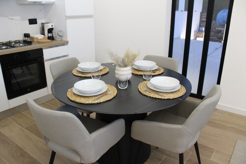 Villa With Private Pool-[150 Meters From The Sea].