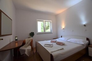 2 室のベッドルーム、WiFi、ベッドシーツ