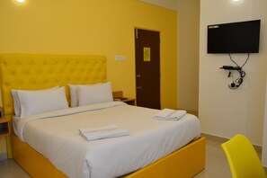 Deluxe Room | Egyptian cotton sheets, premium bedding, memory-foam beds, free WiFi