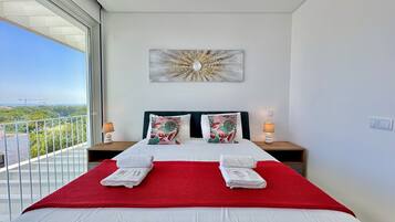 3 bedrooms, bed sheets