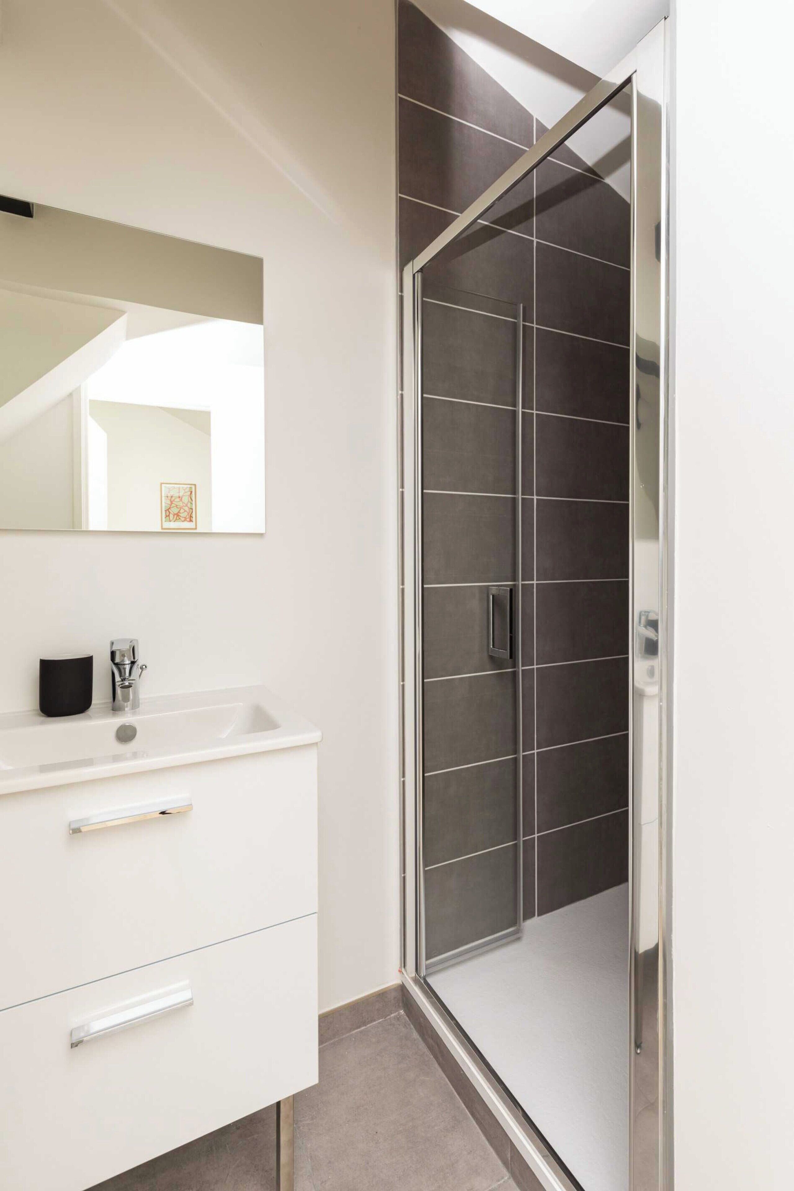 Apartment | Bathroom