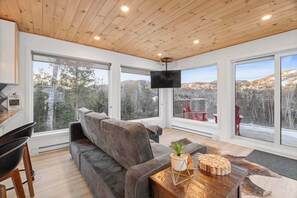 TV, fireplace - Spa & Sauna | Le Hors-Piste (Saint-Côme)