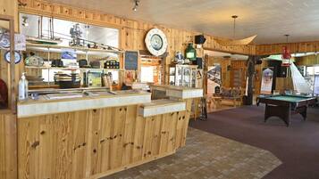 Bar (a l'allotjament)