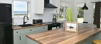 Riverside Condo with Pool | Les Voitures d'Eau