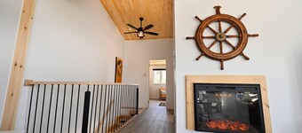 Riverside Condo with Pool | Les Voitures d'Eau