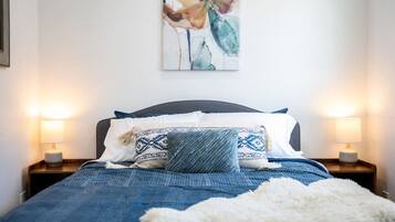 3 bedrooms, desk, WiFi